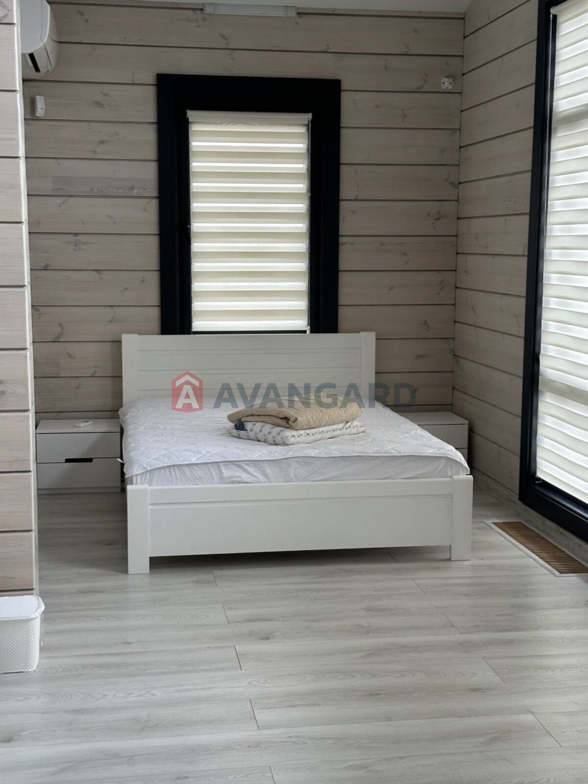 �������, 180 ��.�. ���� 12