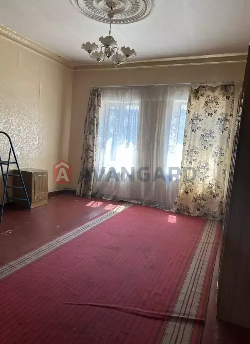 ������� �������, 70 ��.�. ���� 3