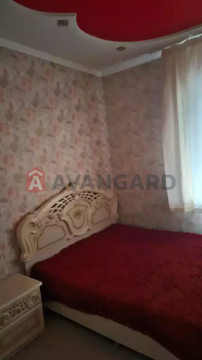 �������, 100 ��.�. ���� 1