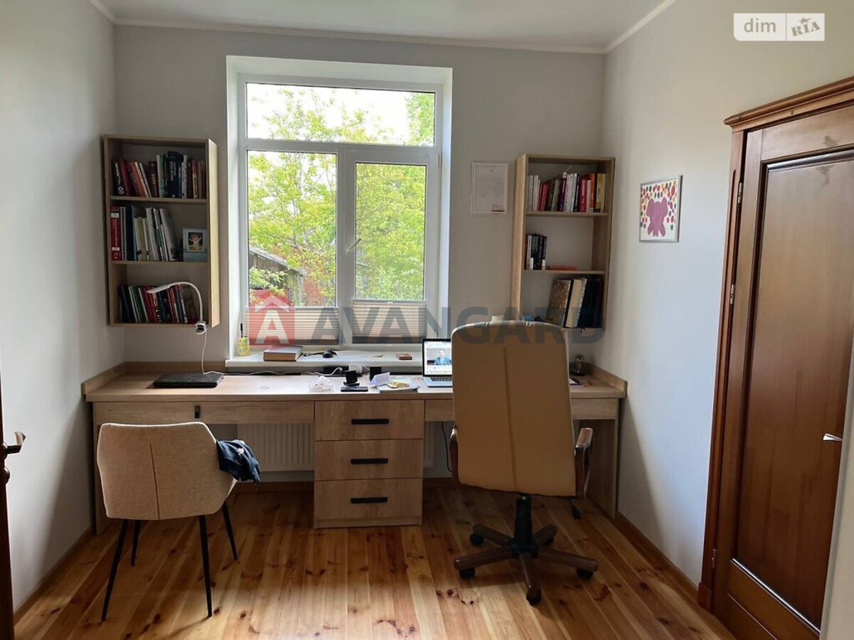 �������, 144 ��.�. ���� 19