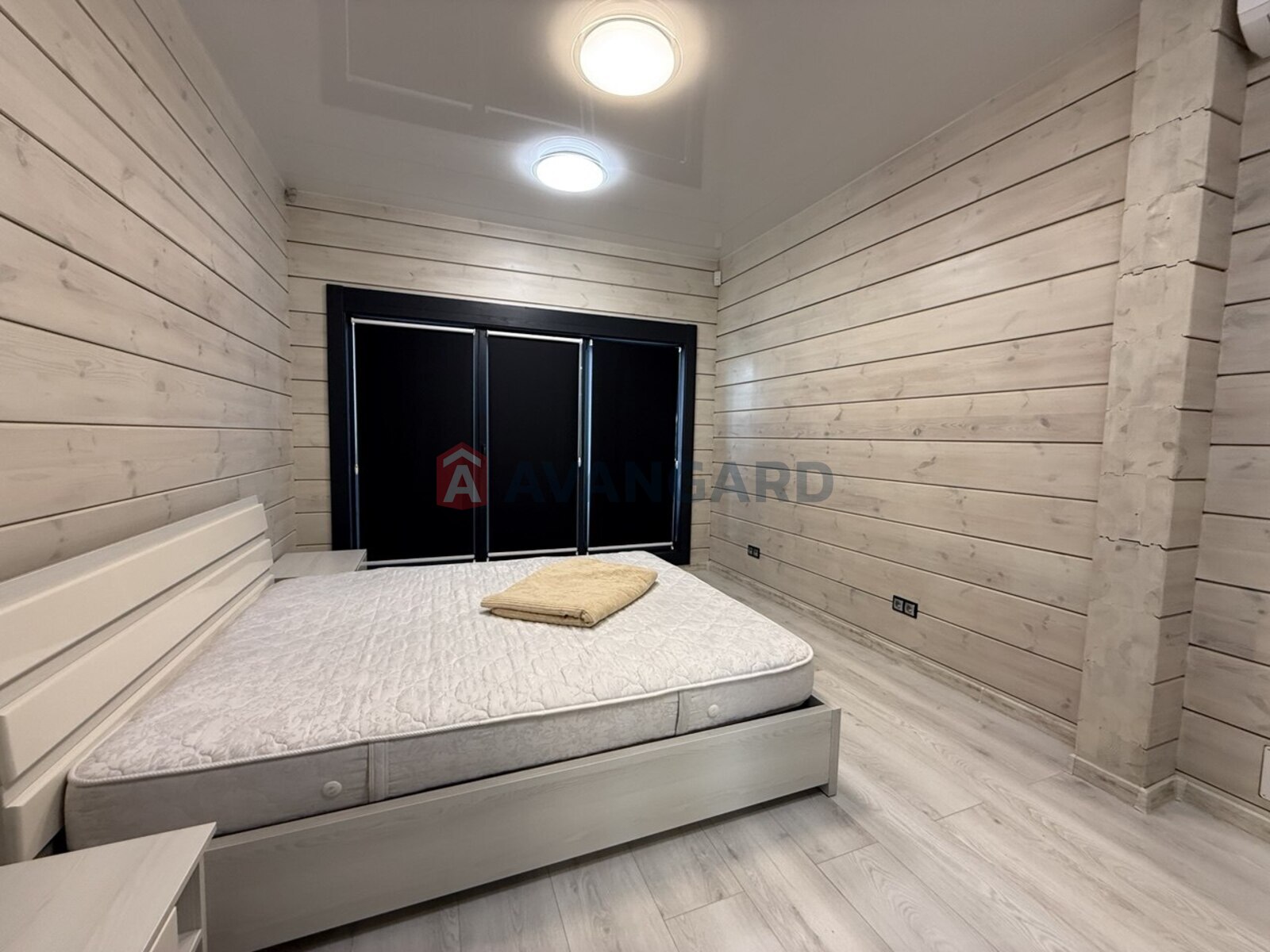 �������, 180 ��.�. ���� 17