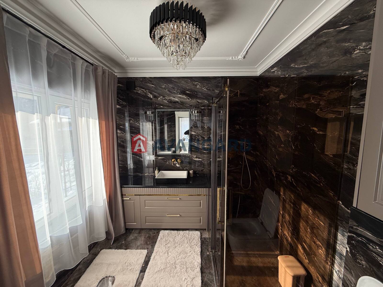 ���, 200 ��.�. ���� 7