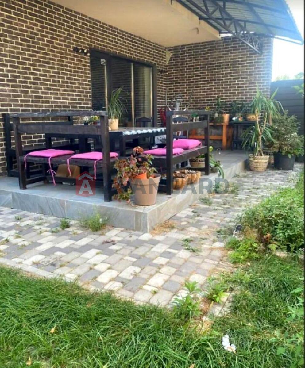 ��������, 165 ��.�. ���� 17