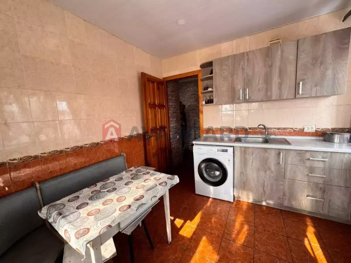 ������� �������, 18 ��.�. ���� 5