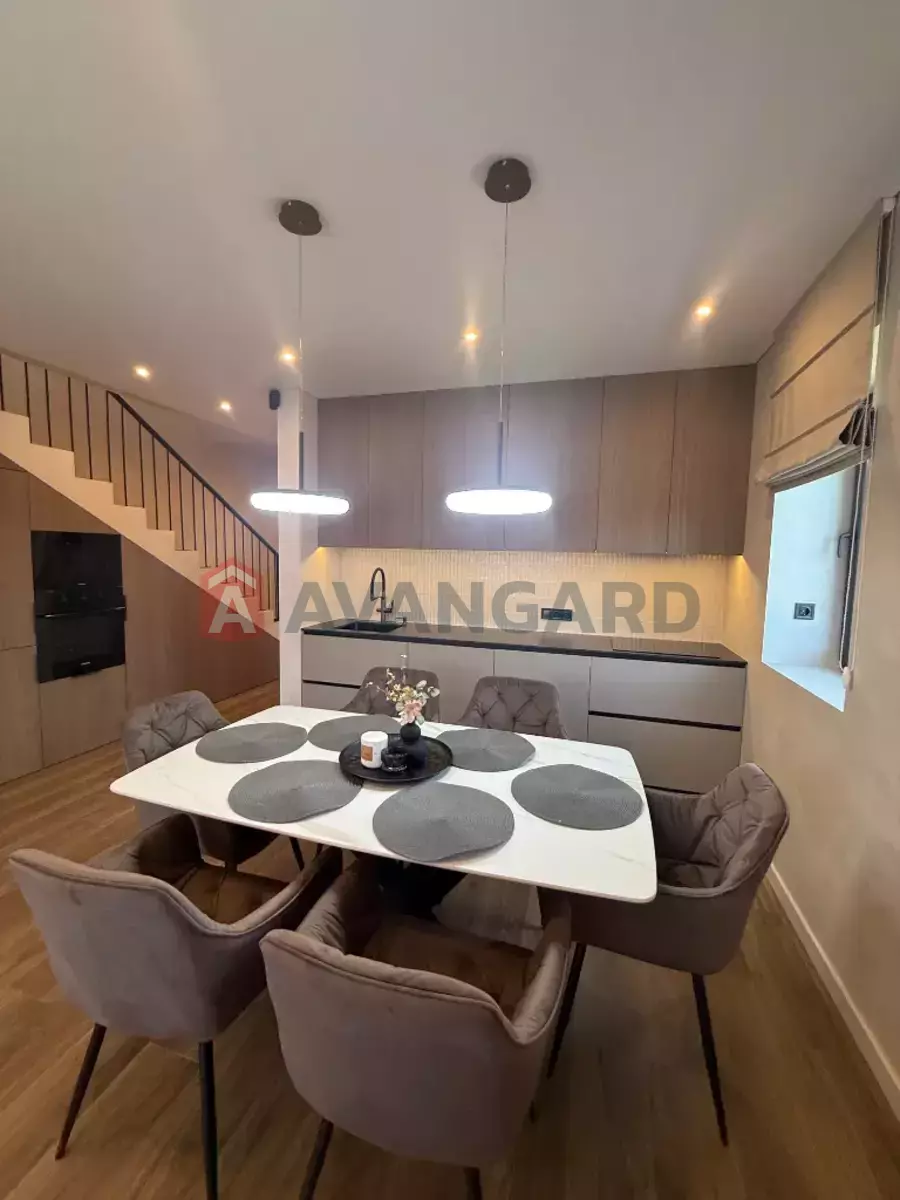 �������, 120 ��.�. ���� 2