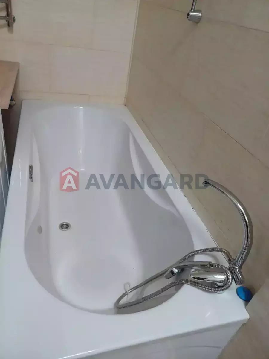 �������, 400 ��.�. ���� 25