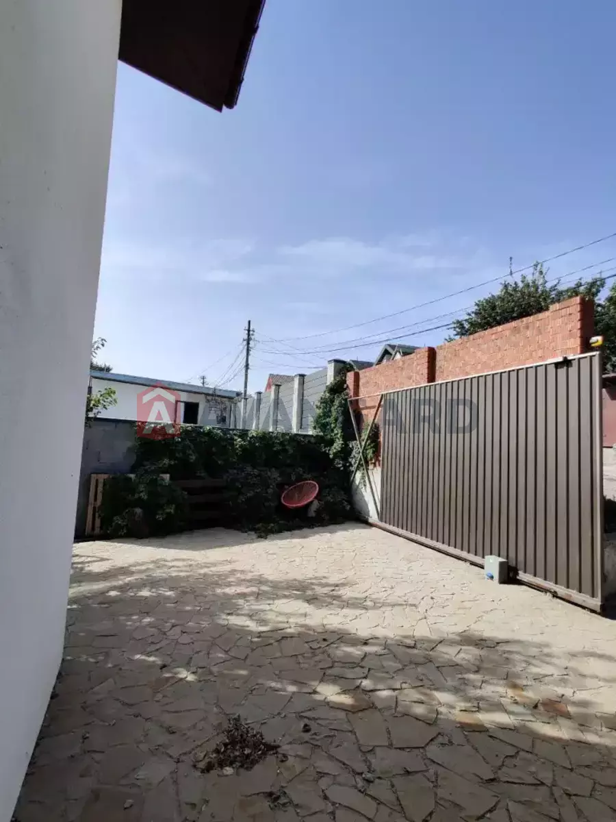 �������, 140 ��.�. ���� 4