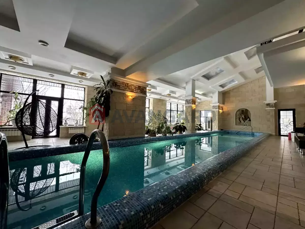 �������, 800 ��.�. ���� 1