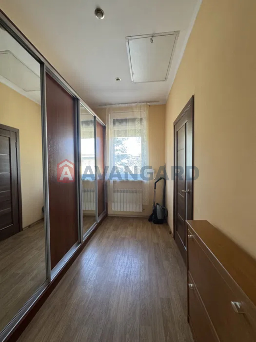 �������, 90 ��.�. ���� 7