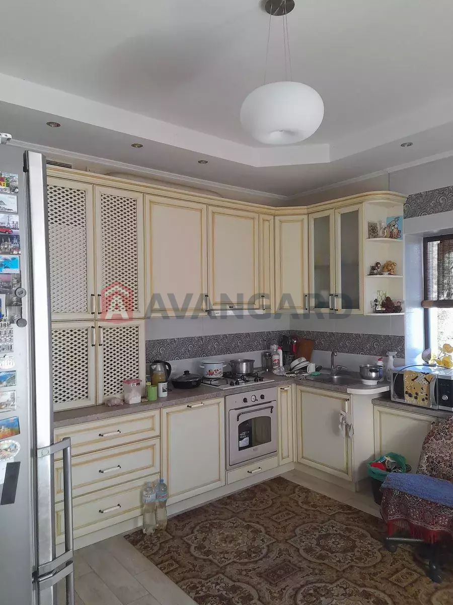 ������� �������, 150 ��.�. ���� 6