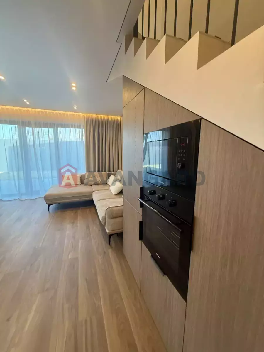 �������, 120 ��.�. ���� 6