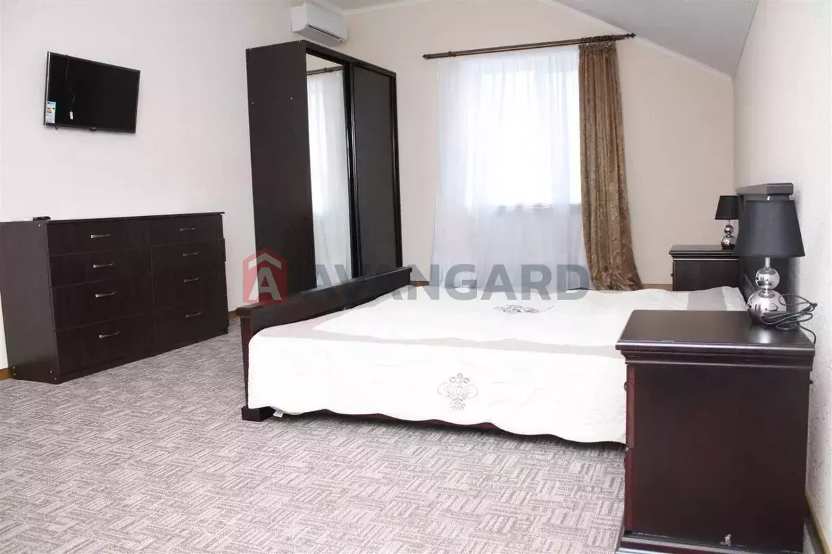 �������, 240 ��.�. ���� 16