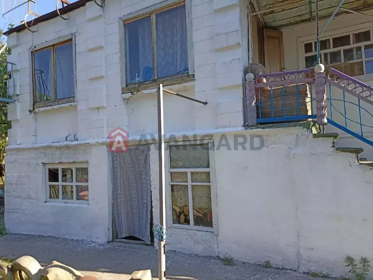 �������, 150 ��.�. ���� 1