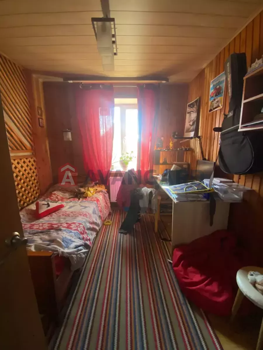 ����, 110 ��.�. ���� 9