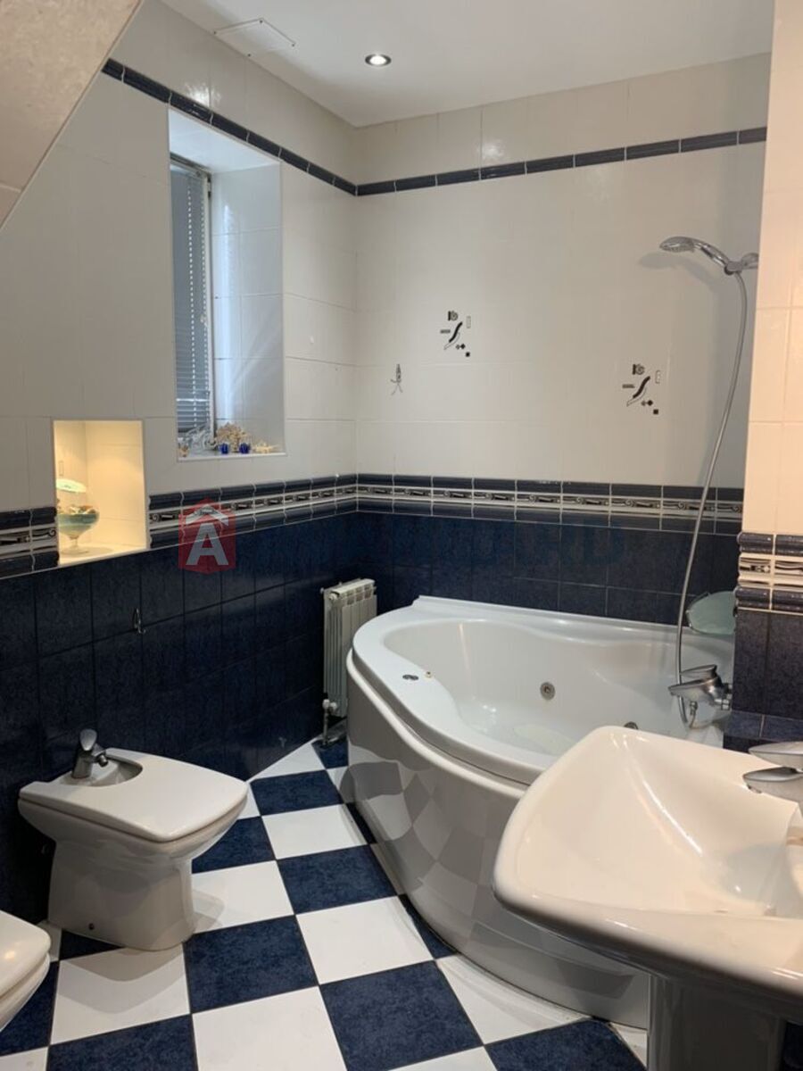 �������, 150 ��.�. ���� 8