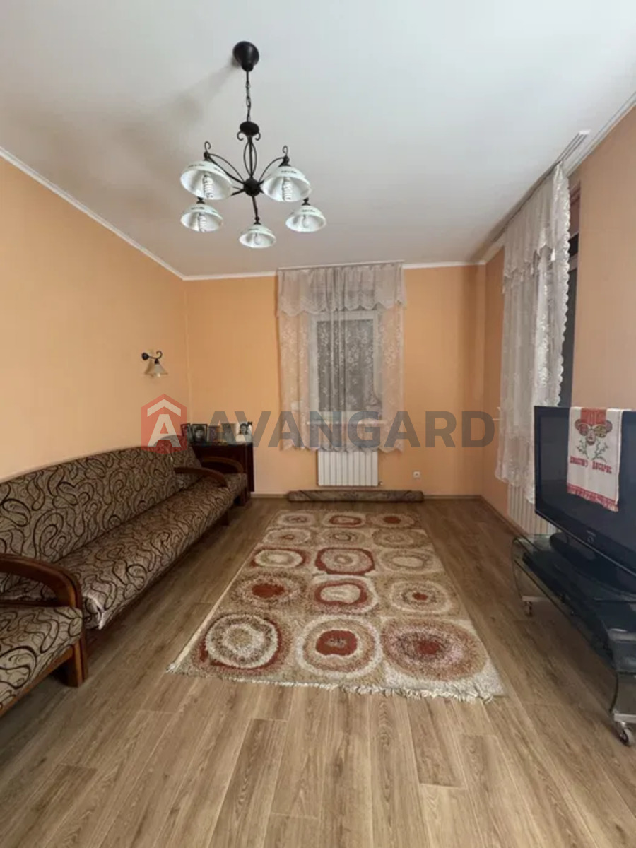 �������, 90 ��.�. ���� 15