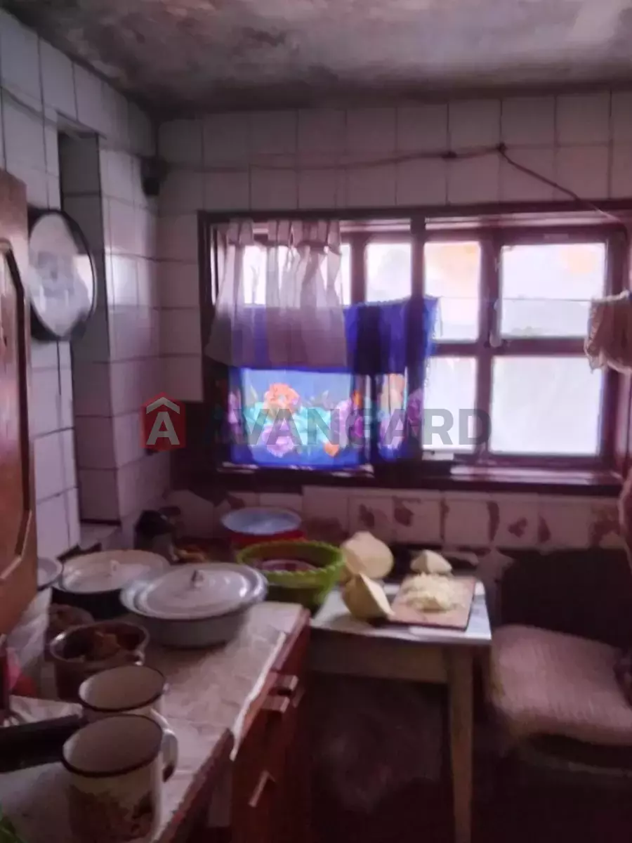 �������, 150 ��.�. ���� 9