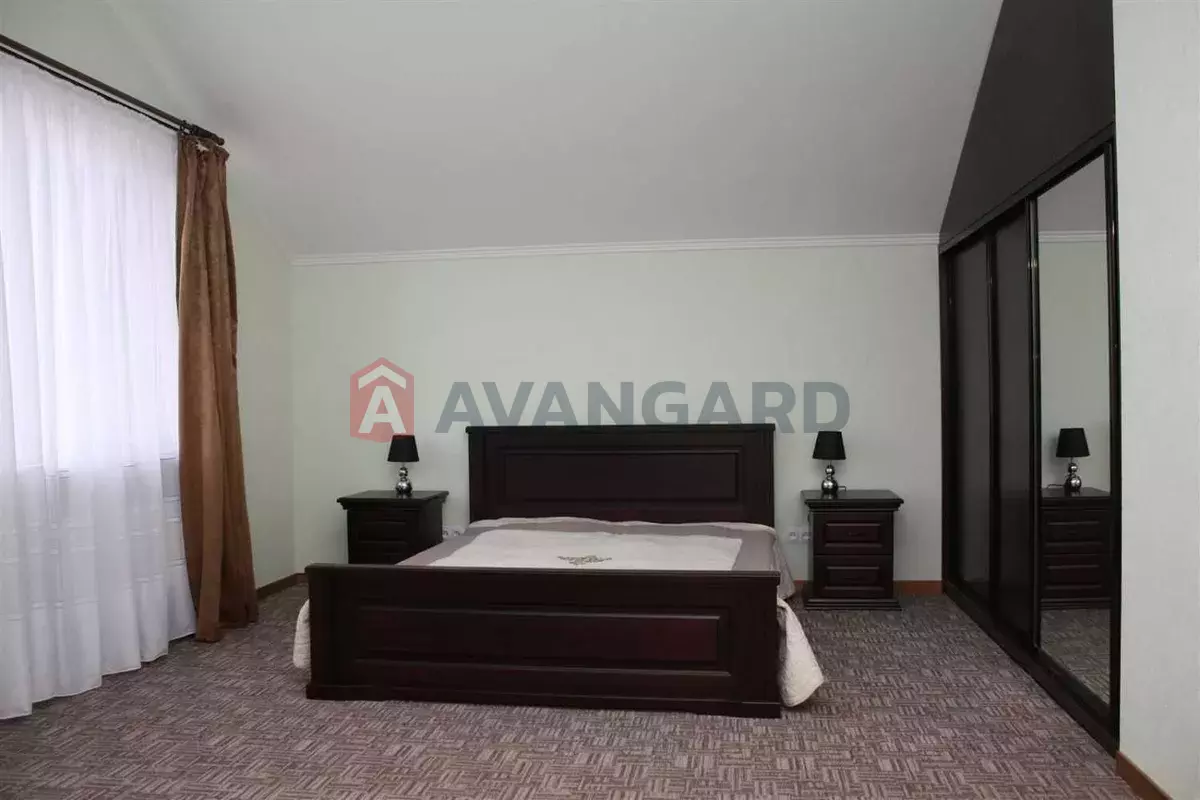 �������, 240 ��.�. ���� 9