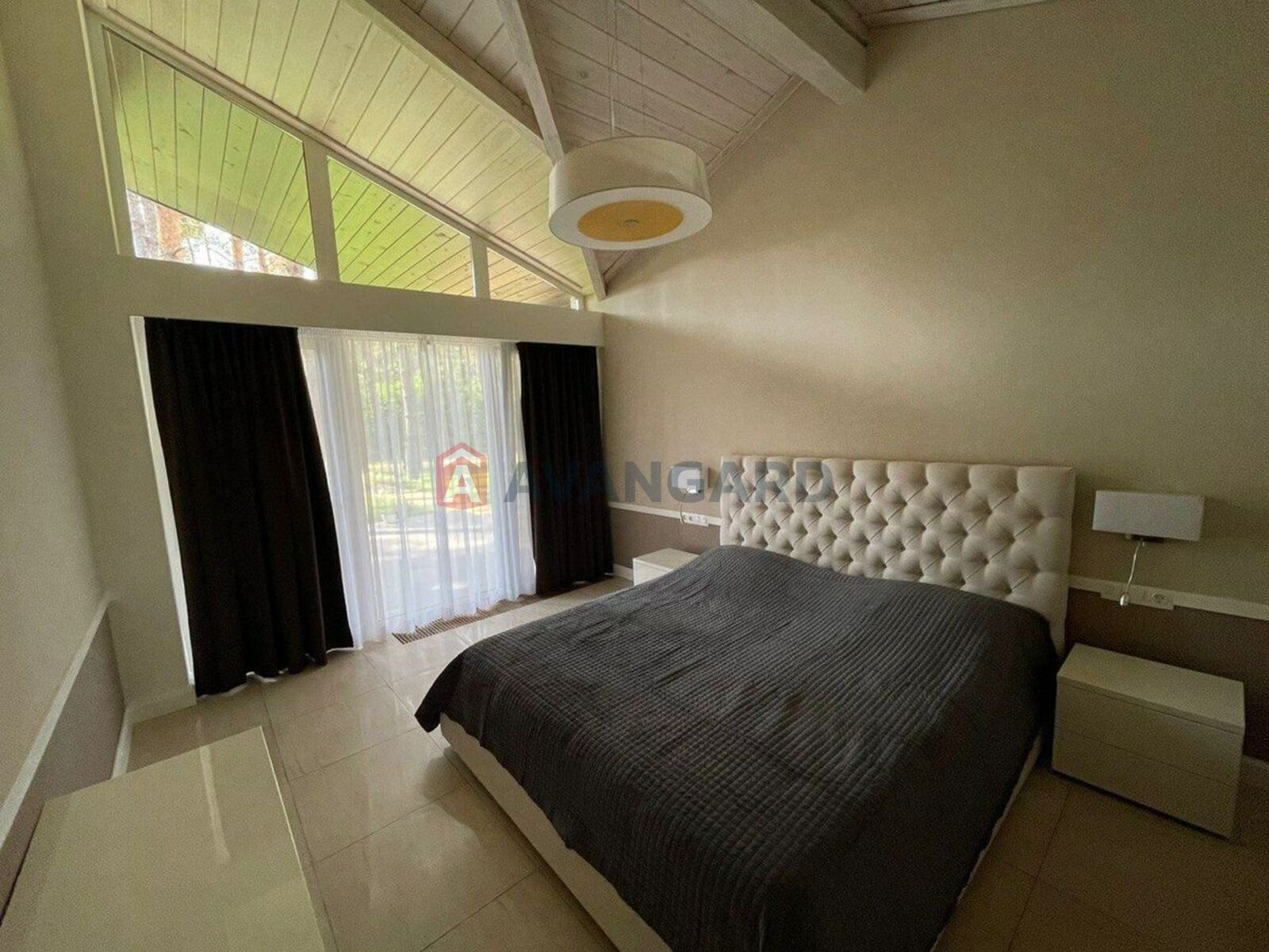 �������, 1200 ��.�. ���� 1