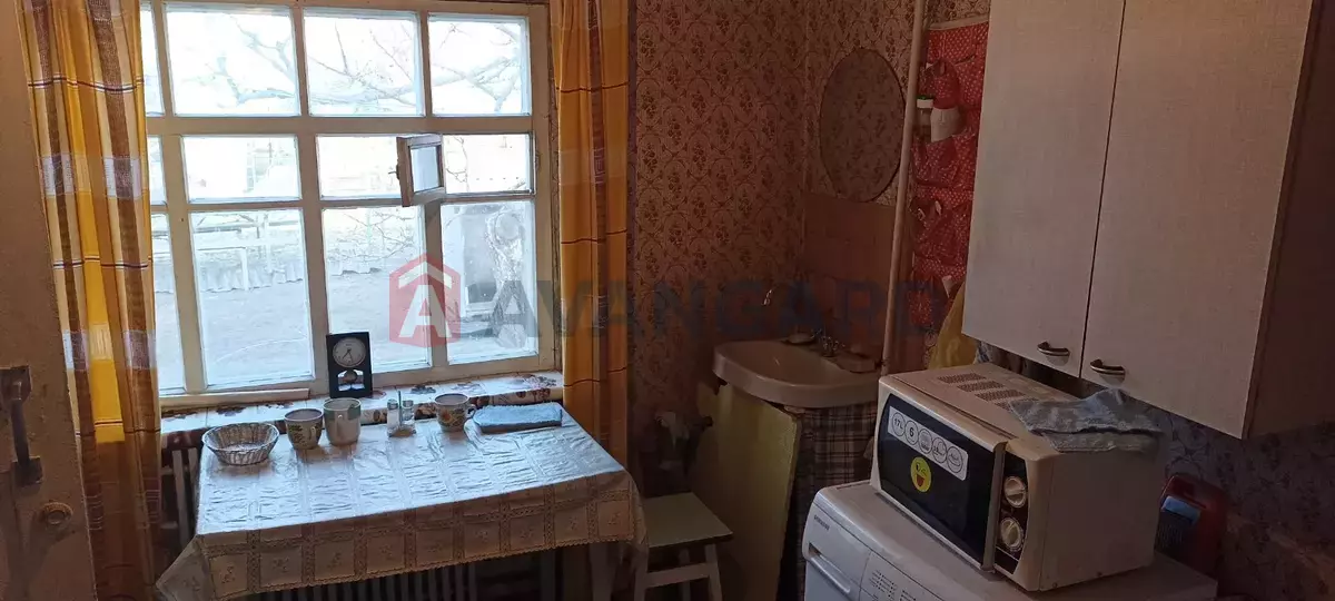 ���, 70 ��.�. ���� 1