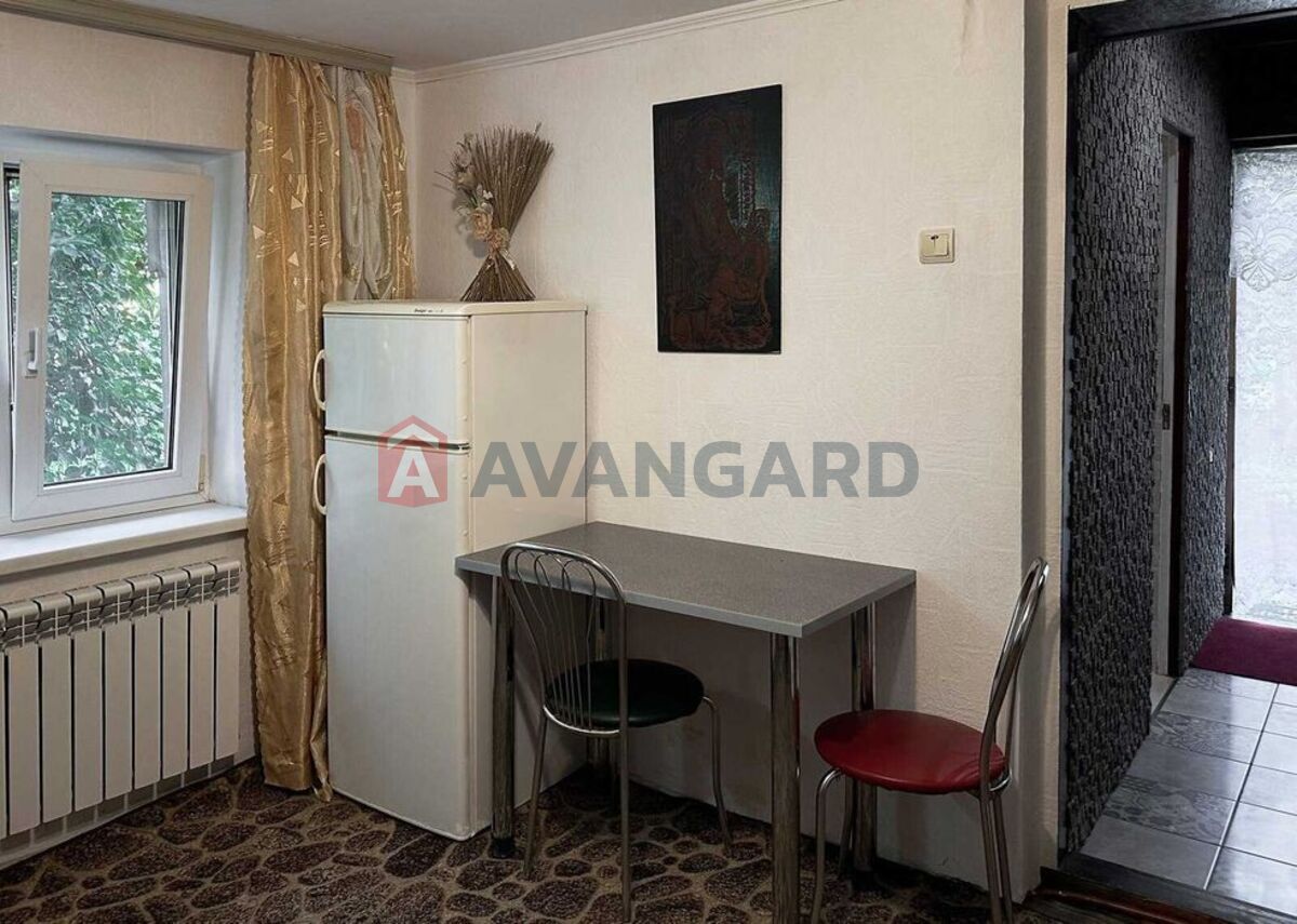 ������� �������, 50 ��.�. ���� 12