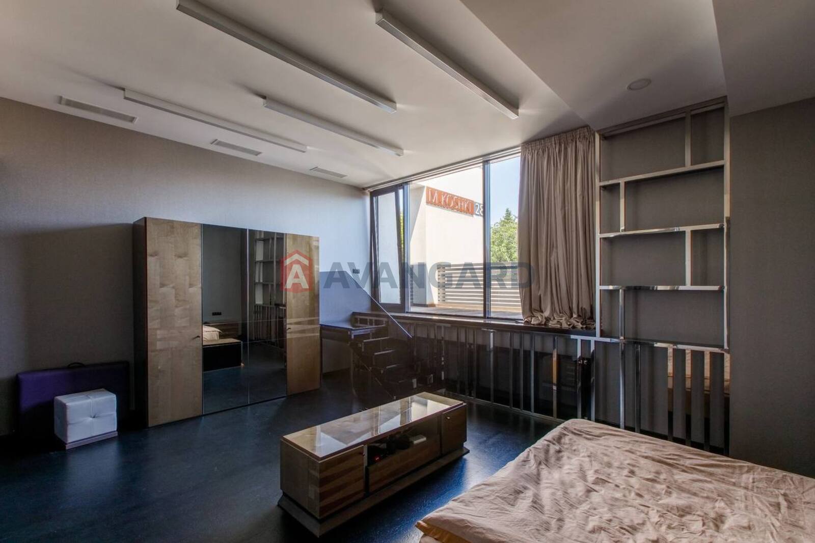 �������, 471 ��.�. ���� 16