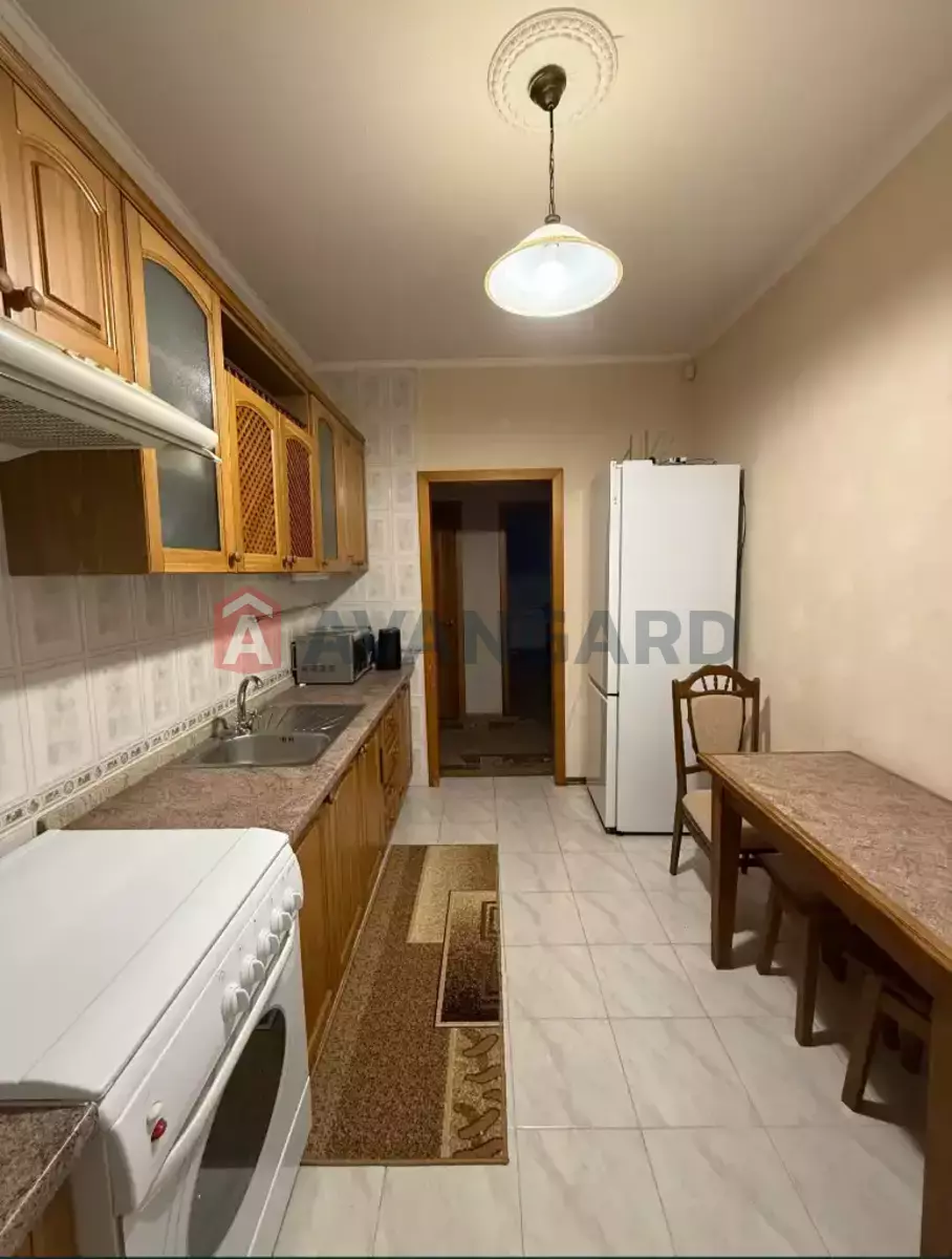 �������, 105 ��.�. ���� 6