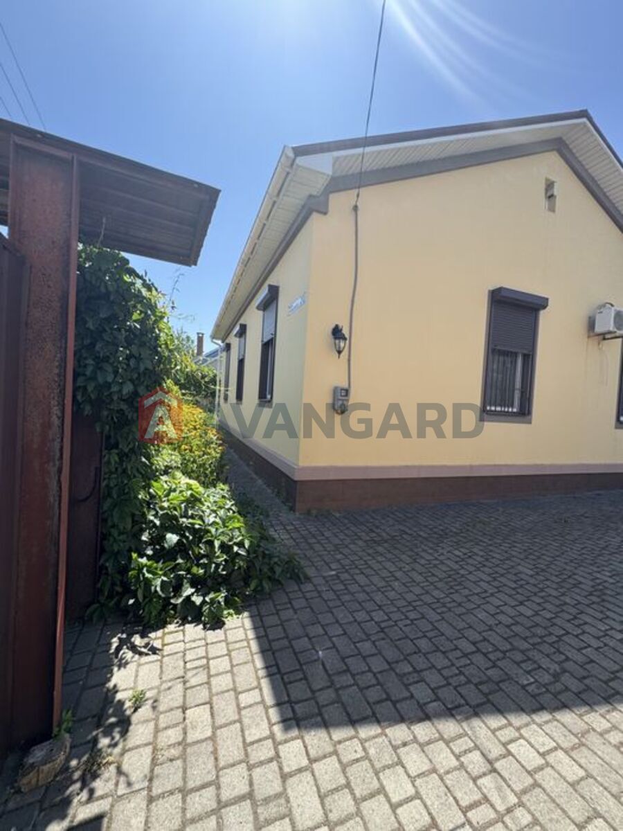 �������, 90 ��.�. ���� 1