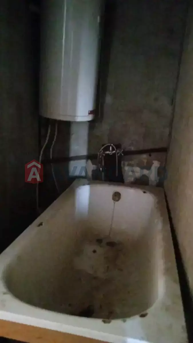 ������� �������, 32 ��.�. ���� 2