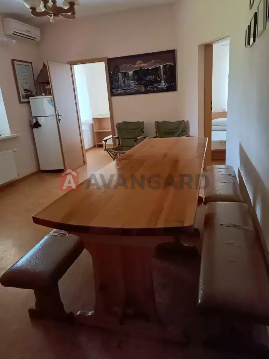 �������, 150 ��.�. ���� 13