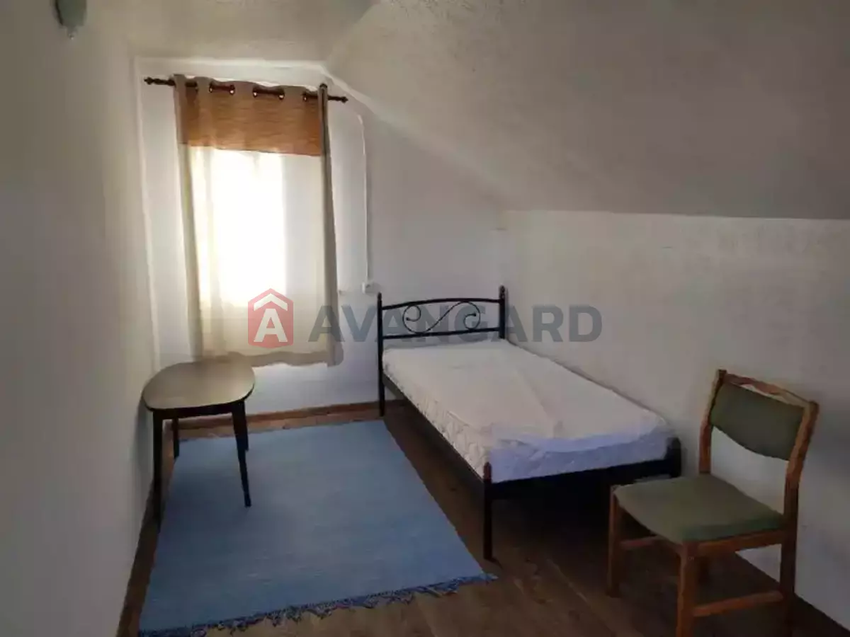 ����, 75 ��.�. ���� 17