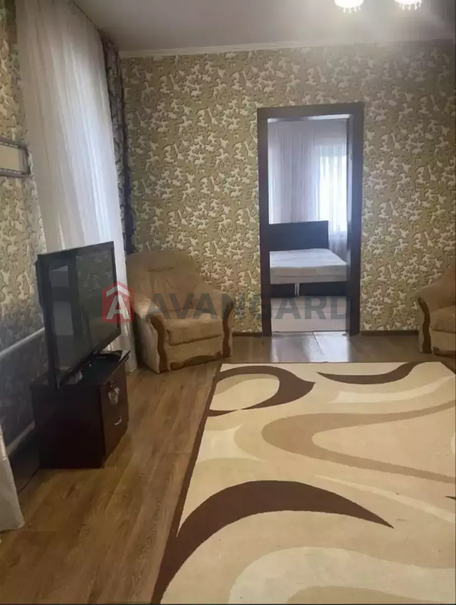 �������, 120 ��.�. ���� 10