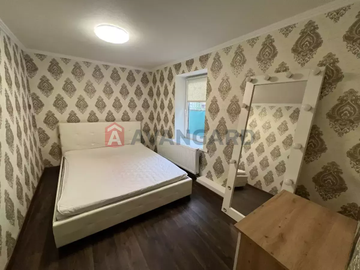 ������� �������, 28 ��.�. ���� 1