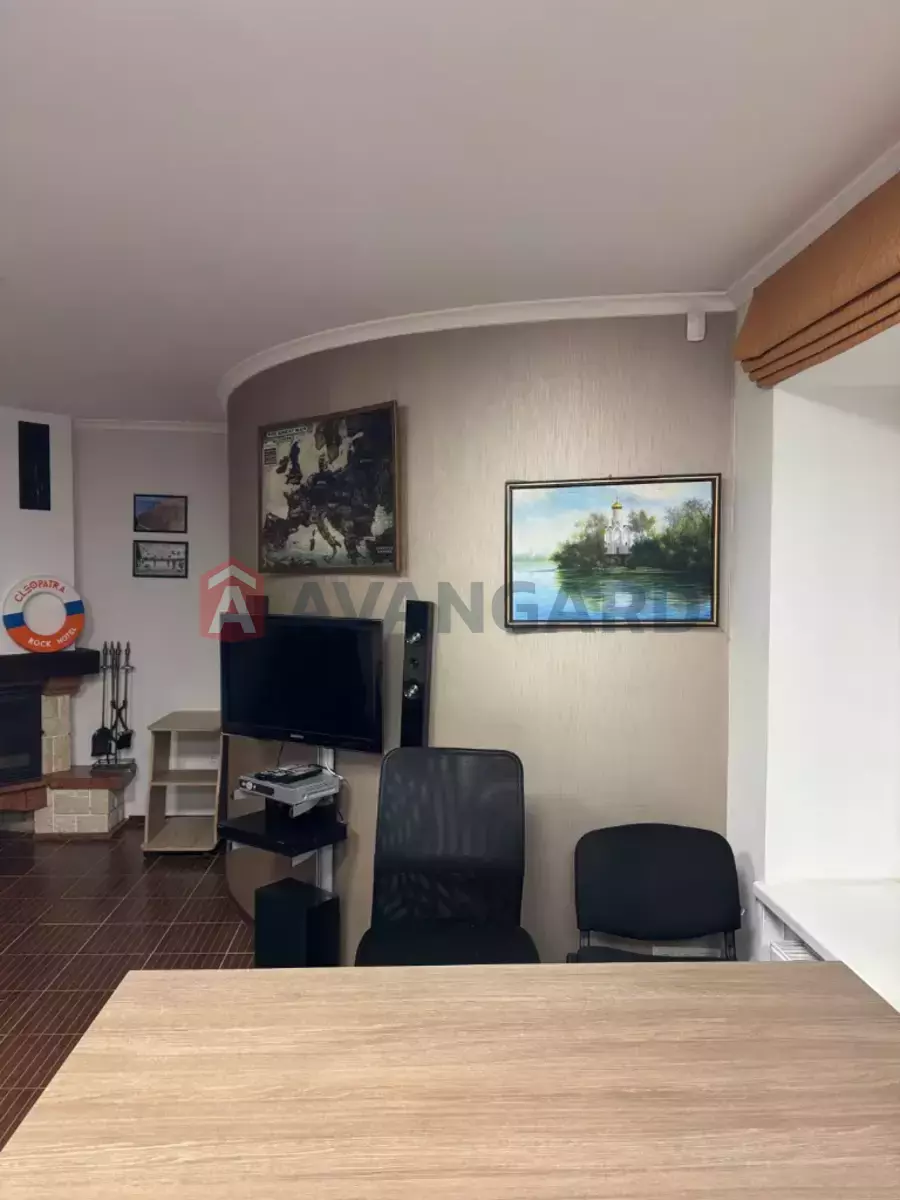 �������, 50 ��.�. ���� 6