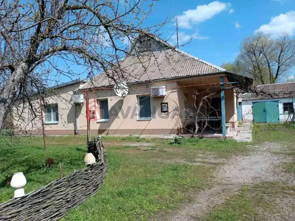 �������, 150 ��.�. ���� 19