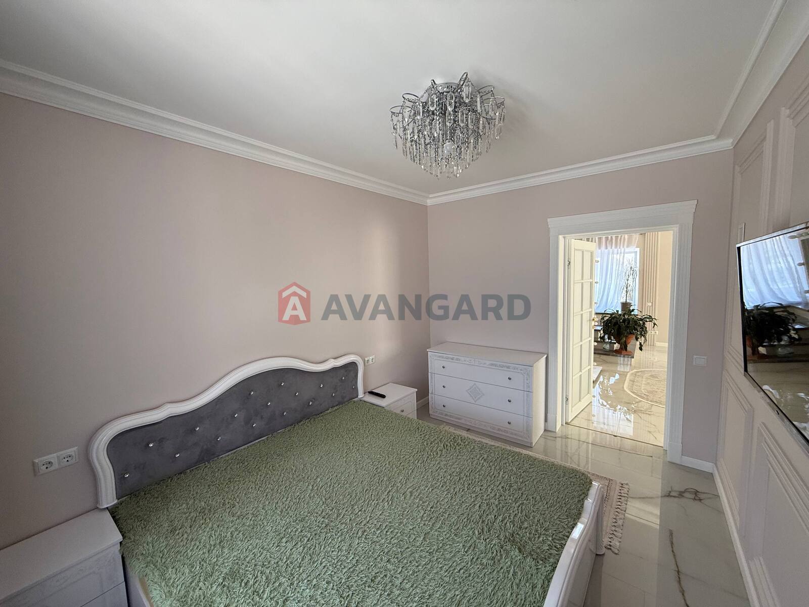 ���, 200 ��.�. ���� 14