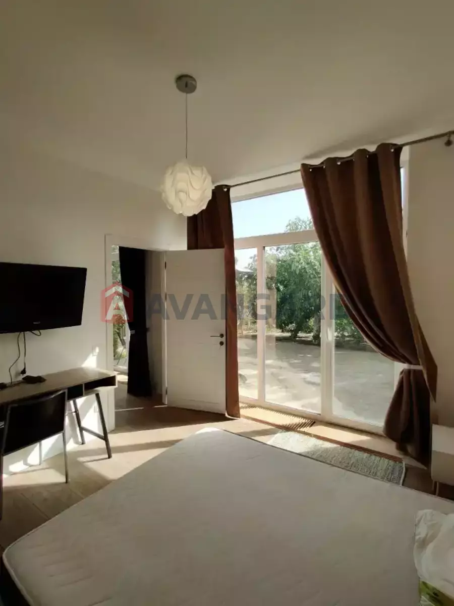 �������, 140 ��.�. ���� 28