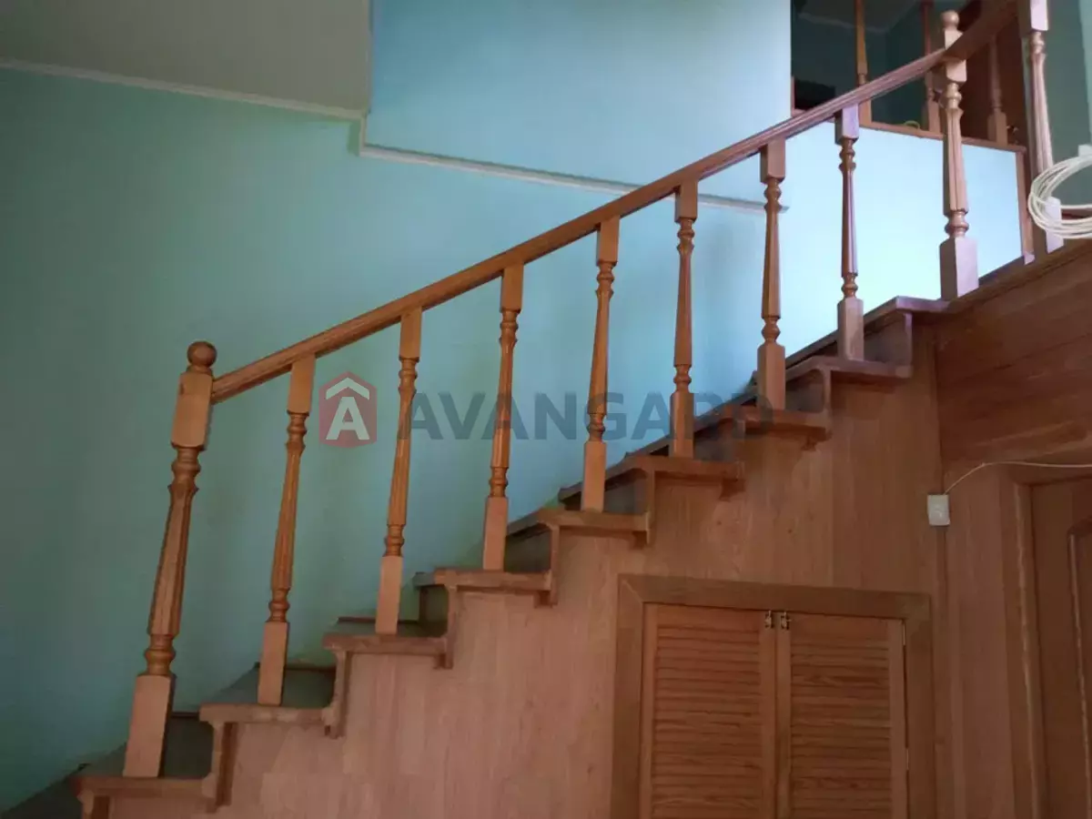 ������� �������, 9 ��.�. ���� 5