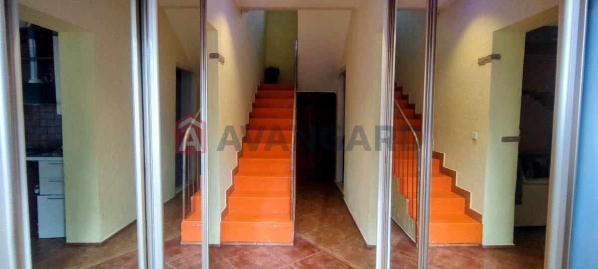 ���, 120 ��.�. ���� 6