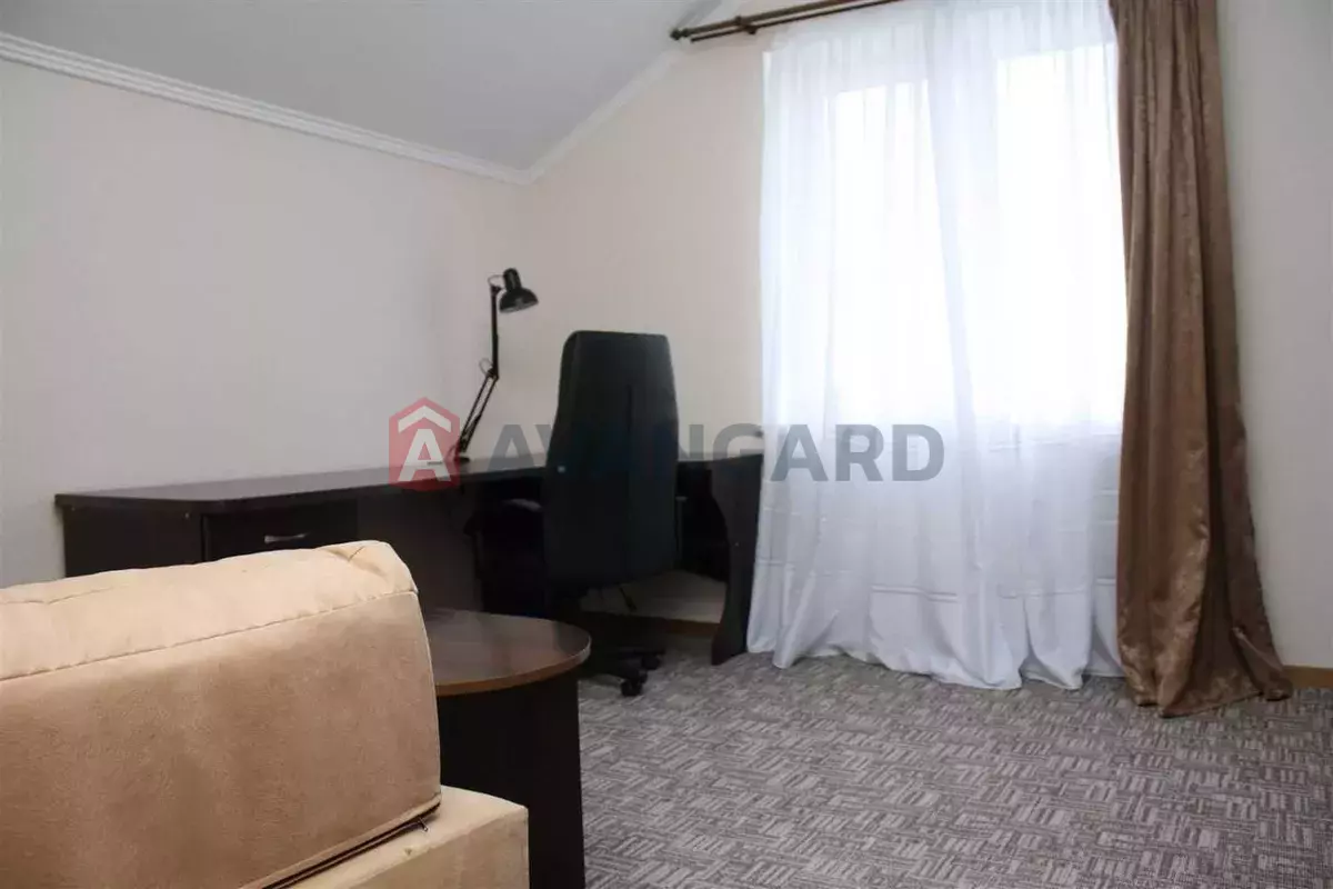 �������, 240 ��.�. ���� 19