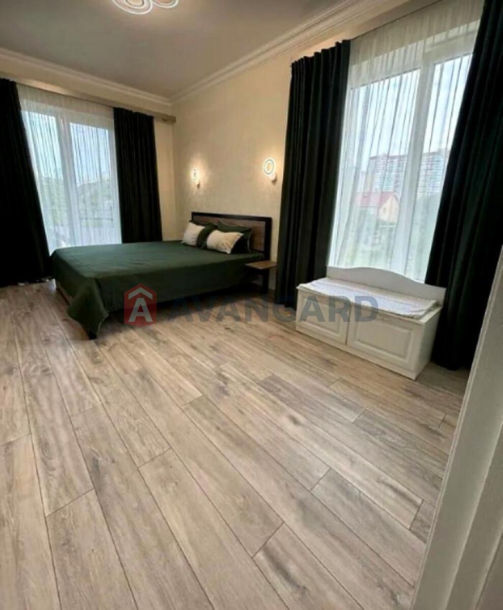 ��������, 165 ��.�. ���� 7