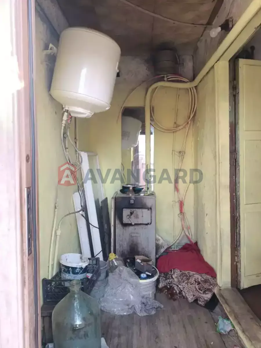 ������� �������, 34 ��.�. ���� 15