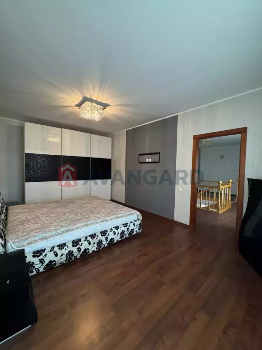 �������, 400 ��.�. ���� 24