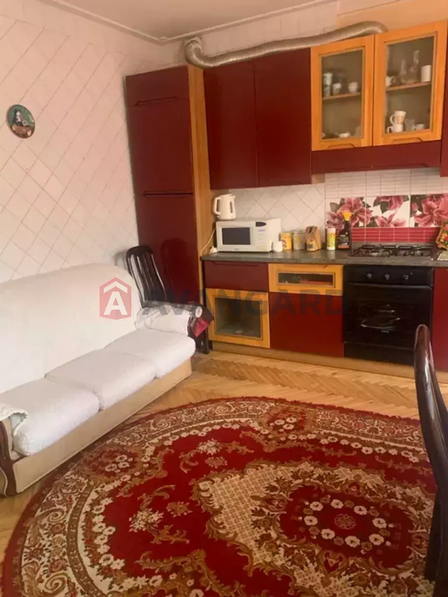 �������, 240 ��.�. ���� 1