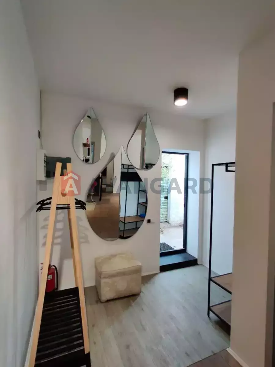 �������, 140 ��.�. ���� 14