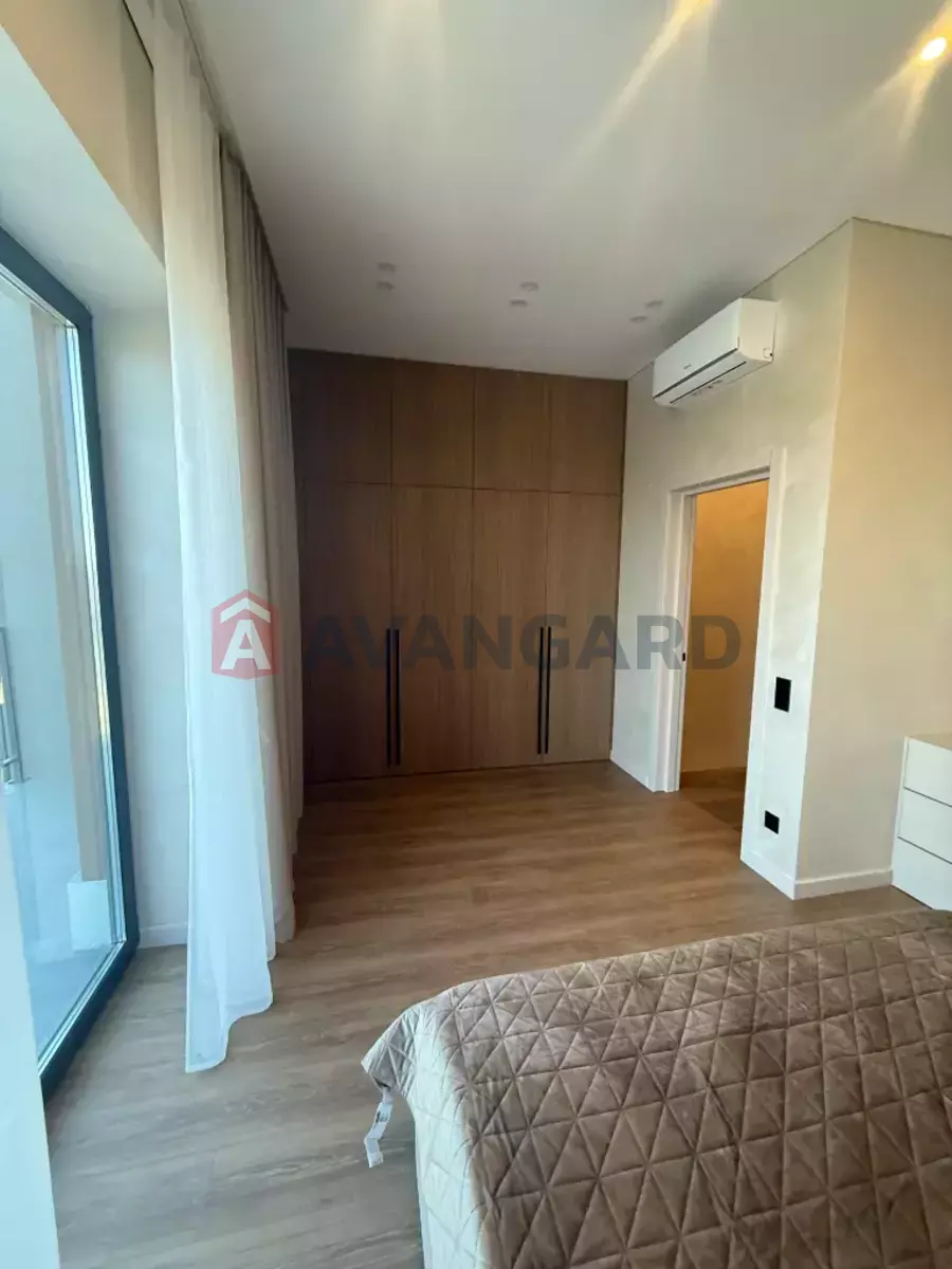 �������, 120 ��.�. ���� 29