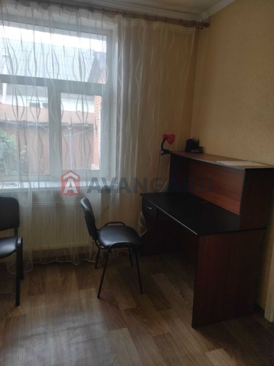 ������� �������, 60 ��.�. ���� 4