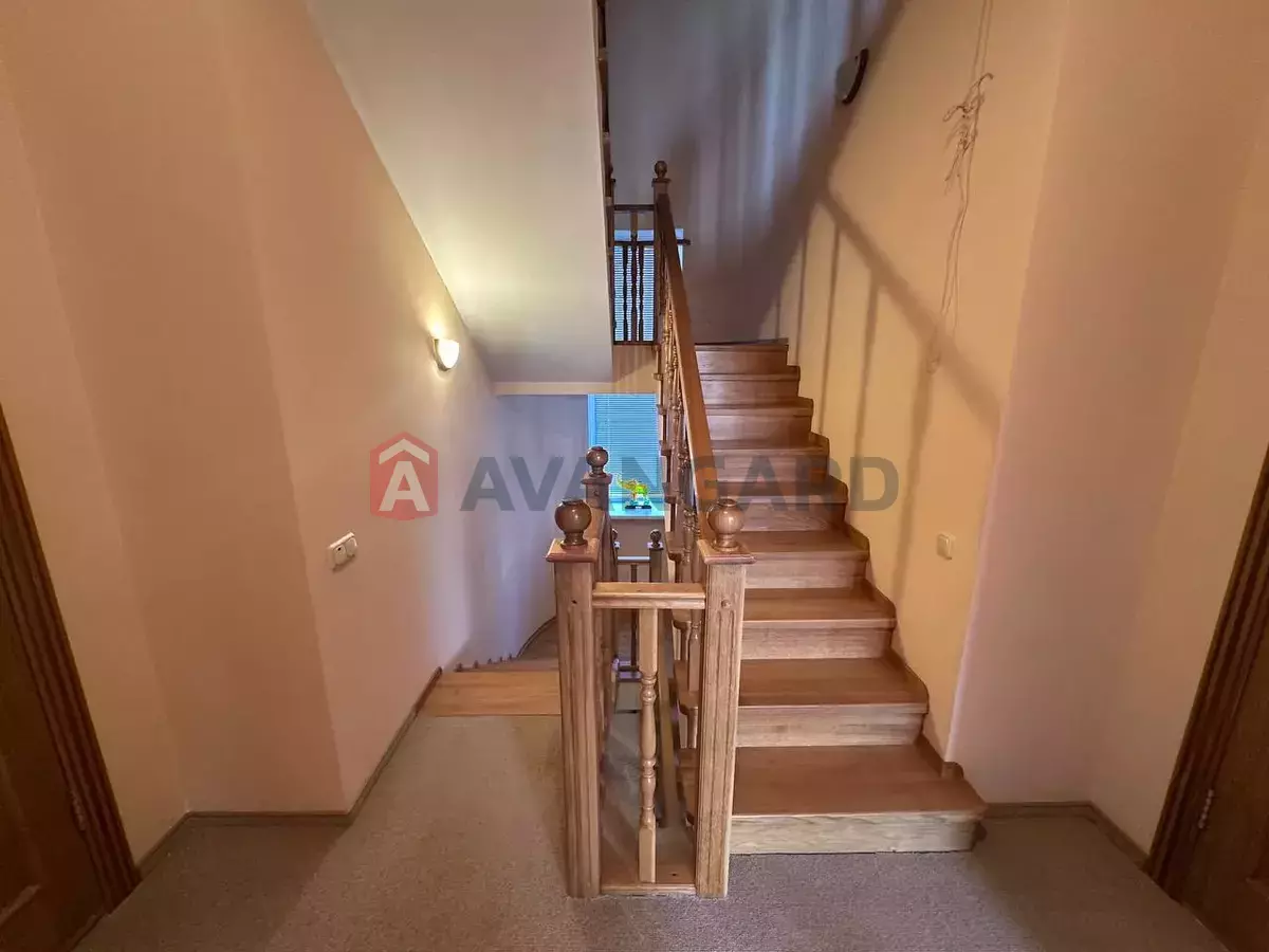 �������, 200 ��.�. ���� 12