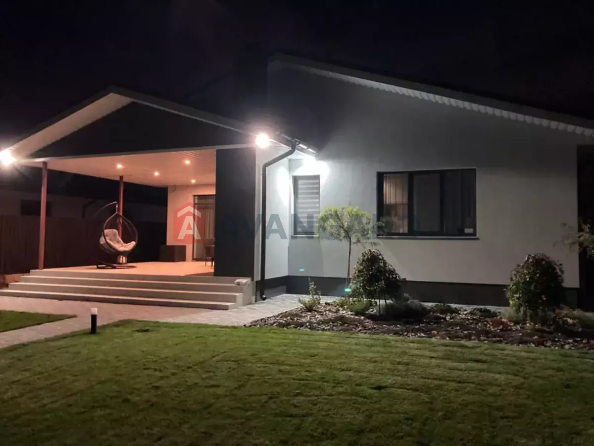 �������, 136 ��.�. ���� 1