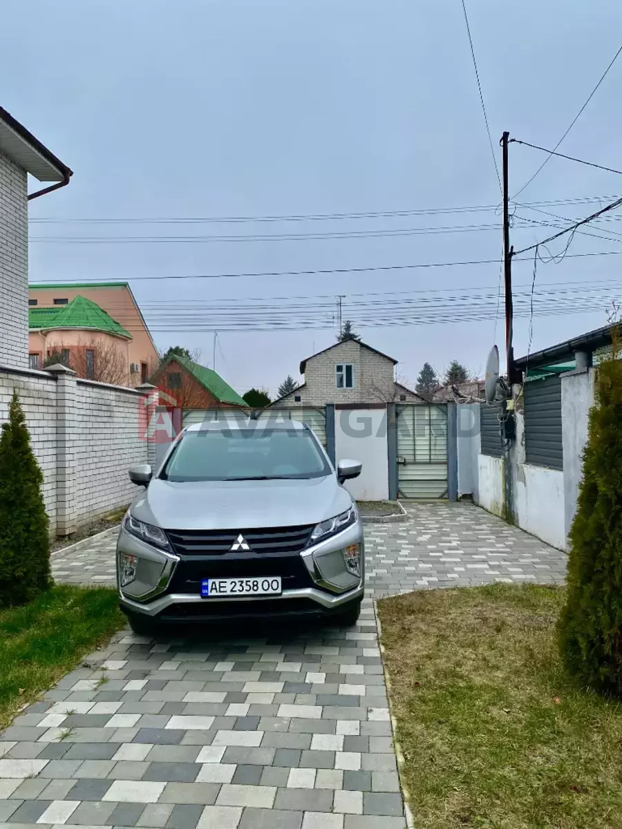 �������, 140 ��.�. ���� 3
